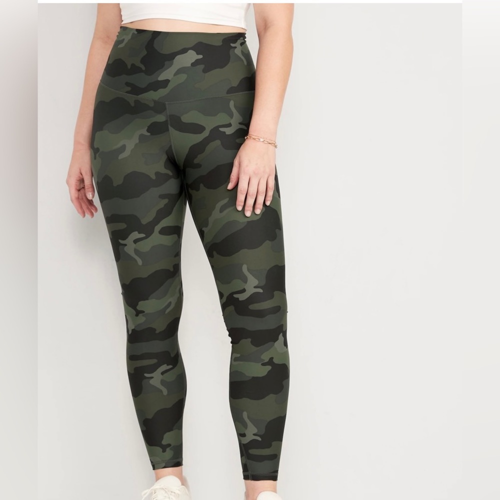 Old Navy Camo leggings
